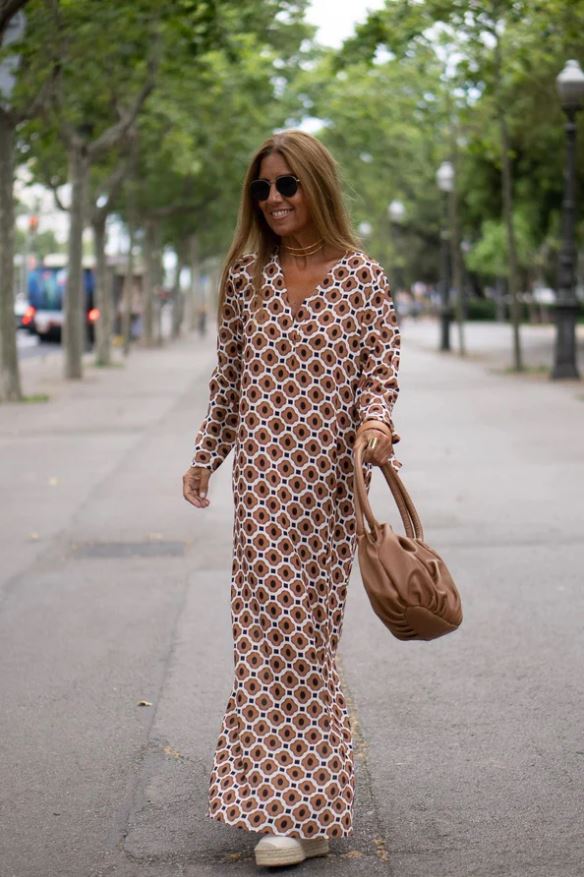 Carolina | Vestido Elegante con Estampado Marrón